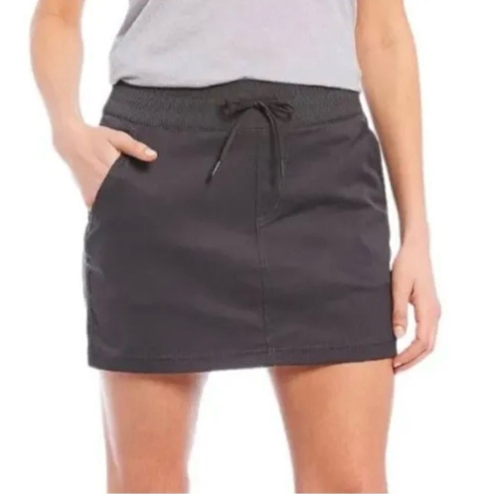 The North Face Aphrodite Skort in Graphite Grey XL